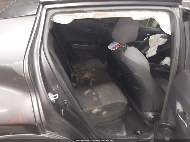 JTNKHMBX0M1095240 Toyota C-HR LE