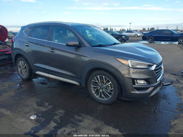 2020 HYUNDAI TUCSON KM8J33AL8LU165955