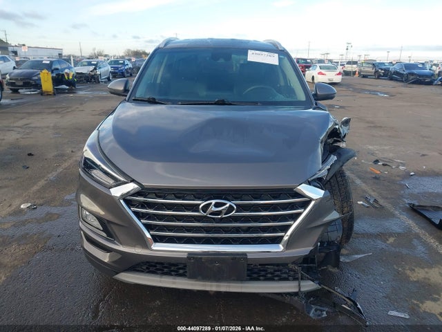 KM8J33AL8LU165955 Hyundai Tucson Limited