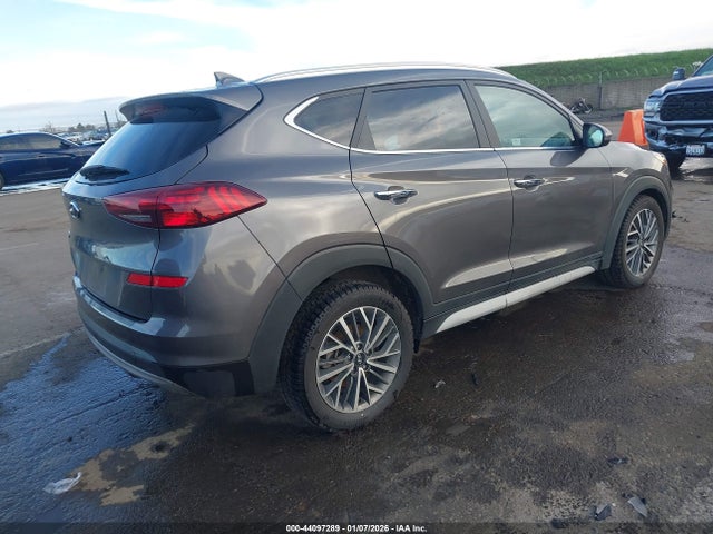 2020 HYUNDAI TUCSON KM8J33AL8LU165955 Photo 3
