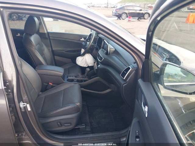 2020 HYUNDAI TUCSON KM8J33AL8LU165955 Photo 4