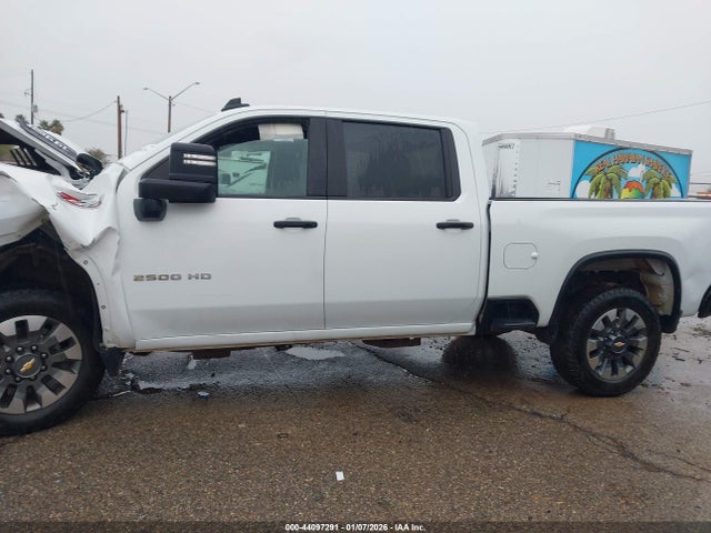 1GC4YME72RF112848 Chevrolet Silverado 2500hd 4wd Standard Bed Custom
