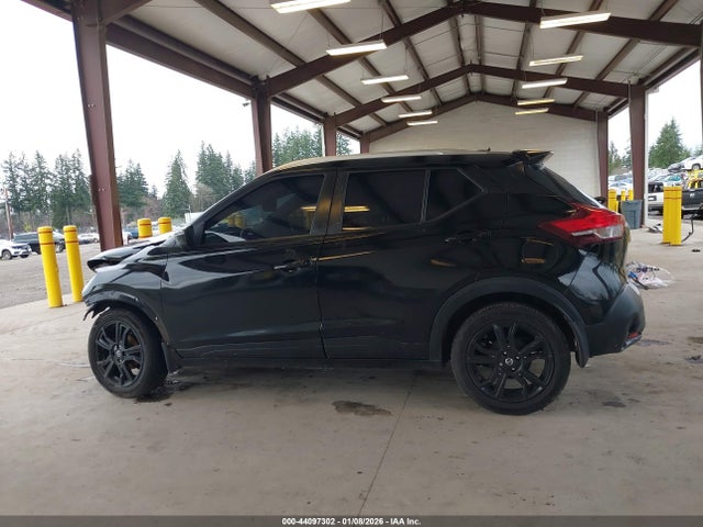 3N1CP5CU7KL496556 Nissan KICKS SR