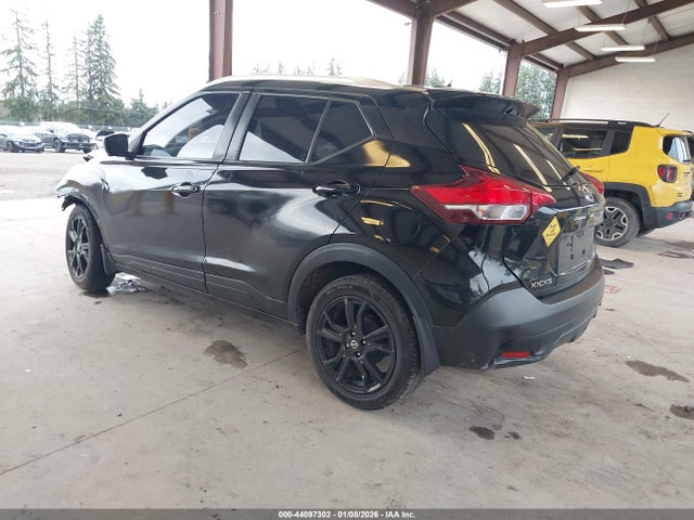 3N1CP5CU7KL496556 Nissan KICKS SR