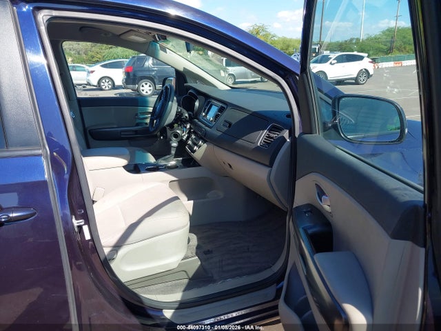 KIA SEDONA LX 2020 KNDMB5C14L6593456 Image 5