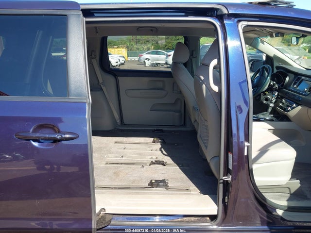 KIA SEDONA LX 2020 KNDMB5C14L6593456 Image 8