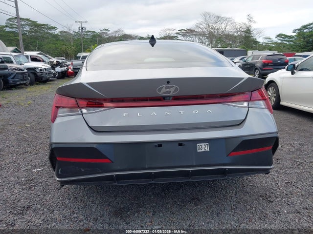 KMHLS4DG1SU938411 Hyundai Elantra Sel Convenience