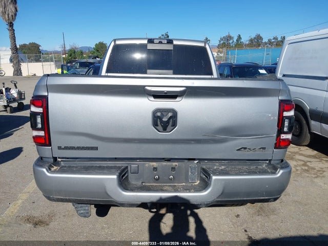 3C6UR5NL9RG161437 RAM 2500 Laramie Crew Cab 4x4 6&#039;4 Box