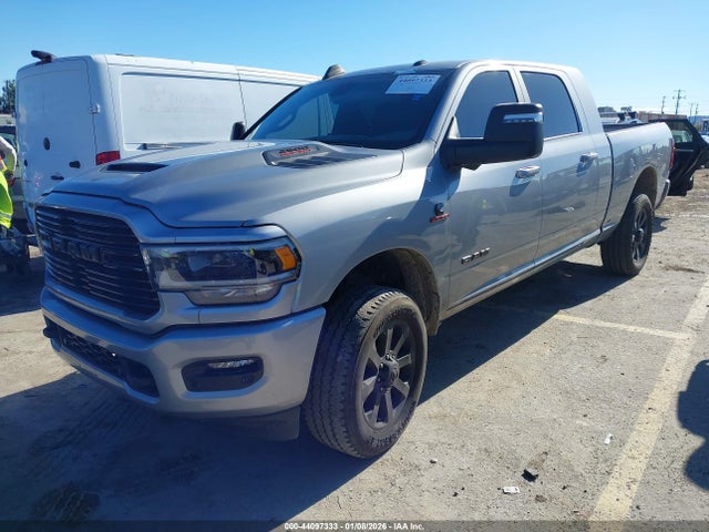 3C6UR5NL9RG161437 RAM 2500 Laramie Crew Cab 4x4 6&#039;4 Box