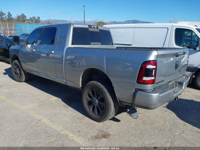 3C6UR5NL9RG161437 RAM 2500 Laramie Crew Cab 4x4 6&#039;4 Box
