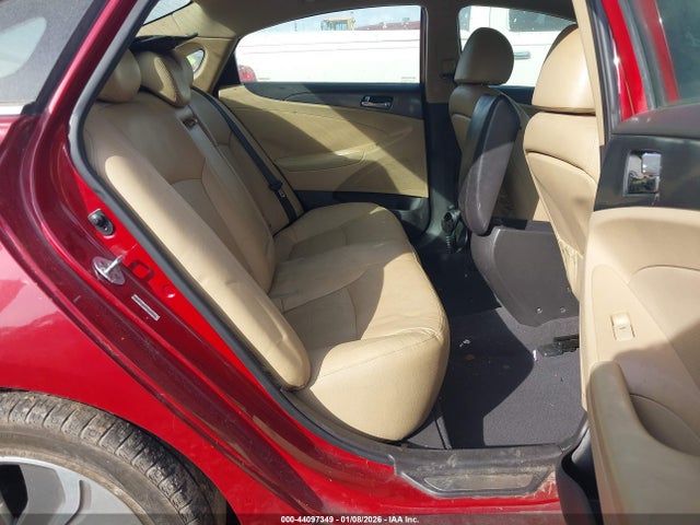 Hyundai Sonata Hybrid Limited 2015 KMHEC4A47FA125484 Image 8