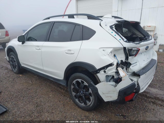 44097376 :رقم المزاد ، JF2GTAPC9NH228357 vin ، 2022 Subaru Crosstrek Premium مزاد بيع