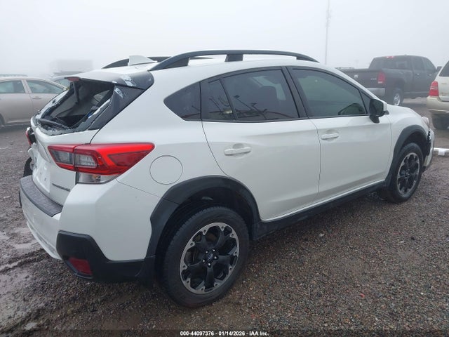 44097376 :رقم المزاد ، JF2GTAPC9NH228357 vin ، 2022 Subaru Crosstrek Premium مزاد بيع