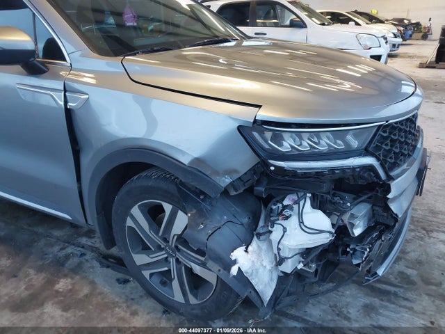 KNDRHDLG7P5130662 KIA Sorento Hybrid Ex