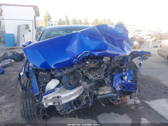 1HGCV1F30KA117081 Honda Accord Sport