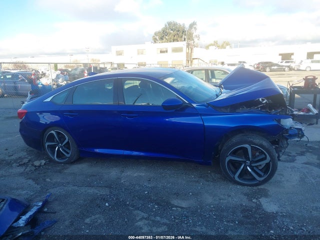 1HGCV1F30KA117081 Honda Accord Sport