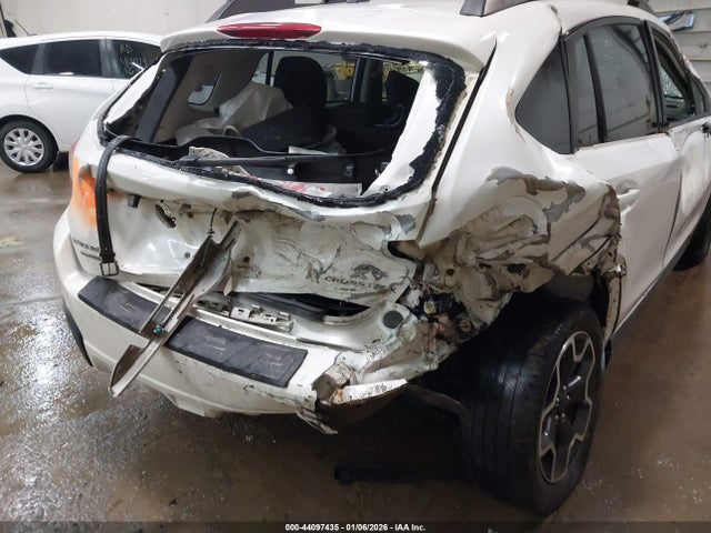 44097435 :رقم المزاد ، JF2GPACC1F8252695 vin ، 2015 Subaru Xv Crosstrek 2.0i Premium مزاد بيع