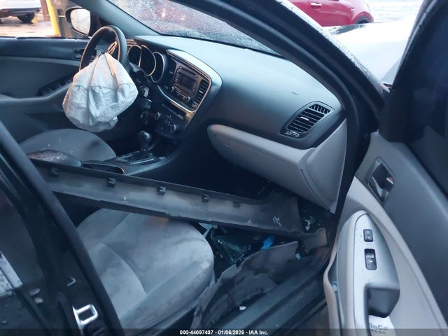 KIA Optima Lx 2015 KNAGM4A77F5614994 Image 5
