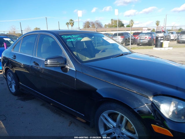 WDDGF4HB5EA899150 Mercedes-Benz C-class C 250 Sport