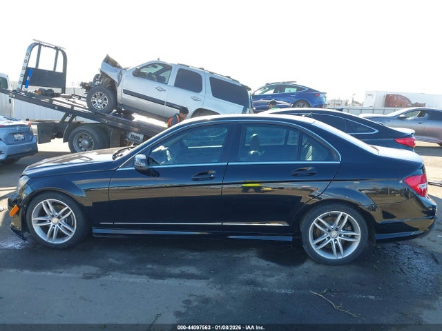 WDDGF4HB5EA899150 Mercedes-Benz C-class C 250 Sport