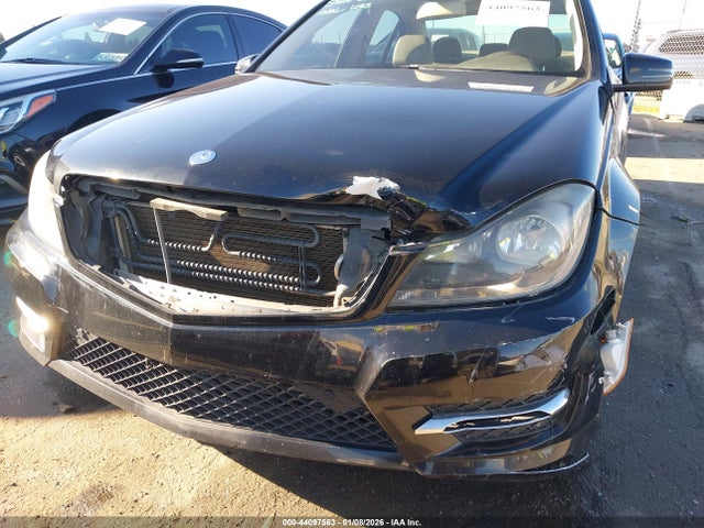 WDDGF4HB5EA899150 Mercedes-Benz C-class C 250 Sport