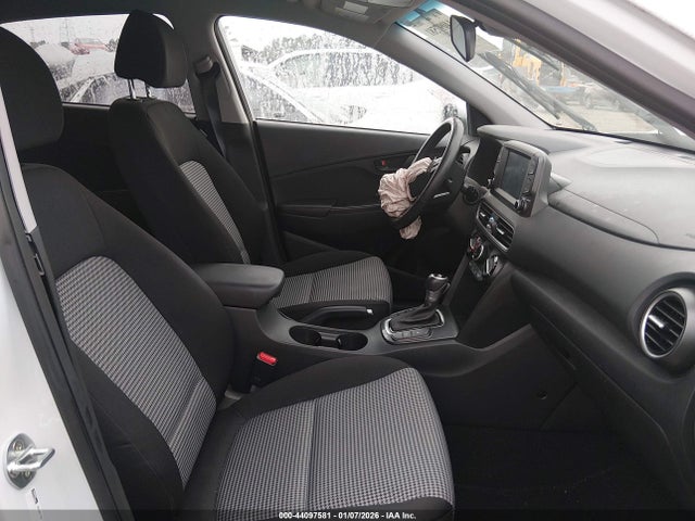 KM8K22AA7LU576862 Hyundai Kona Sel
