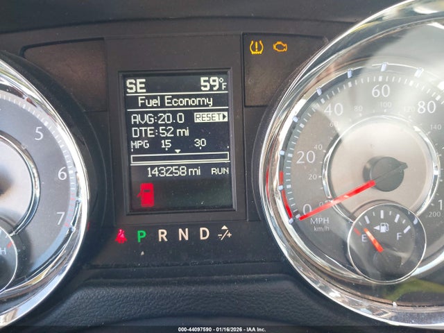 2016 Chrysler Town & Country Touring მანქანა იყიდება აუქციონზე, vin: 2C4RC1BG1GR205230, აუქციონის ნომერი: 44097590