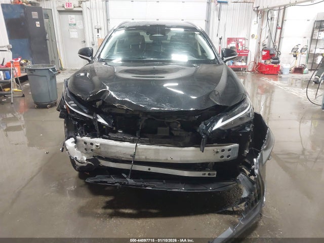 JTJADCEZ3N2001833 Lexus NX 250