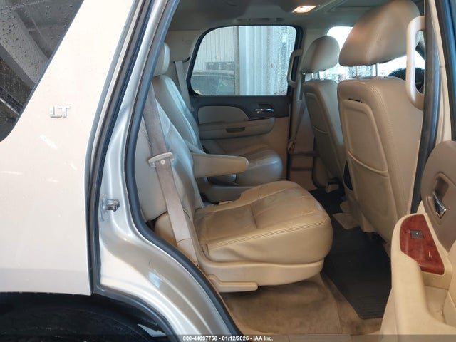 2011 CHEVROLET TAHOE 1GNSKBE04BR267400 Photo 7