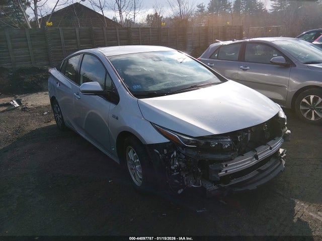 JTDKARFP0L3146724 Toyota Prius Prime Xle