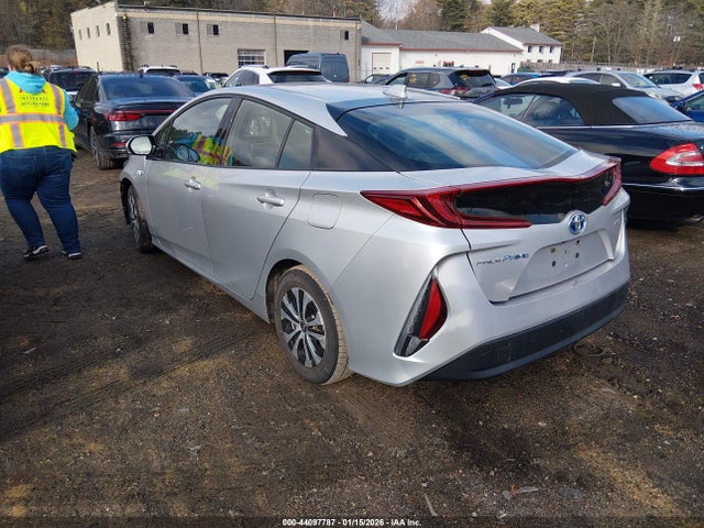 JTDKARFP0L3146724 Toyota Prius Prime Xle