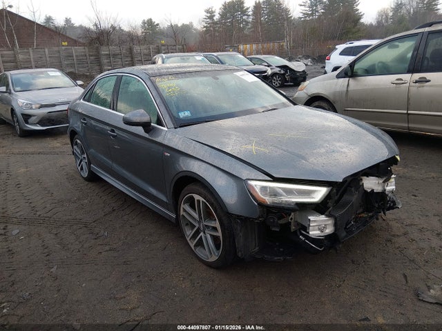 WAUJ8GFF9J1066461 Audi A3 2.0t Premium/2.0t Tech Premium