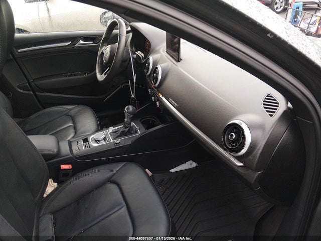 WAUJ8GFF9J1066461 Audi A3 2.0t Premium/2.0t Tech Premium