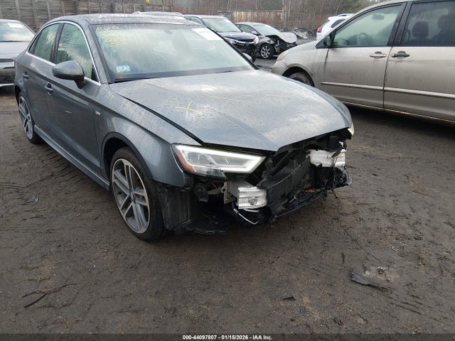 WAUJ8GFF9J1066461 Audi A3 2.0t Premium/2.0t Tech Premium