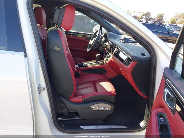 2024 PORSCHE MACAN WP1AG2A59RLB39690 Photo 4