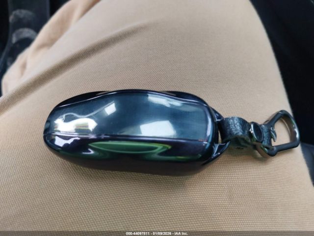 2023 TESLA MODEL Y 7SAYGDEE9PF602906 Photo 10