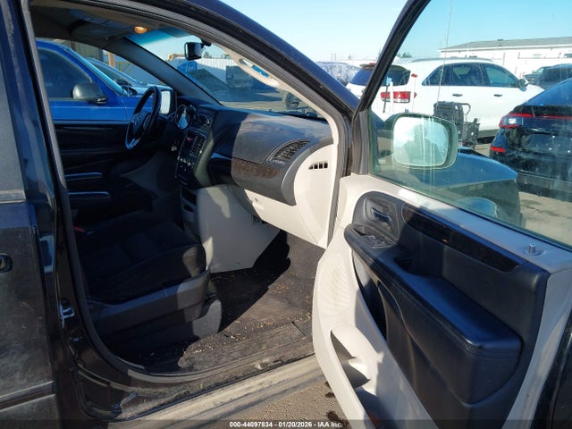 Продажа на аукционе авто 2016 Dodge Grand Caravan Se, vin: 2C4RDGBG0GR163195, номер лота: 44097834