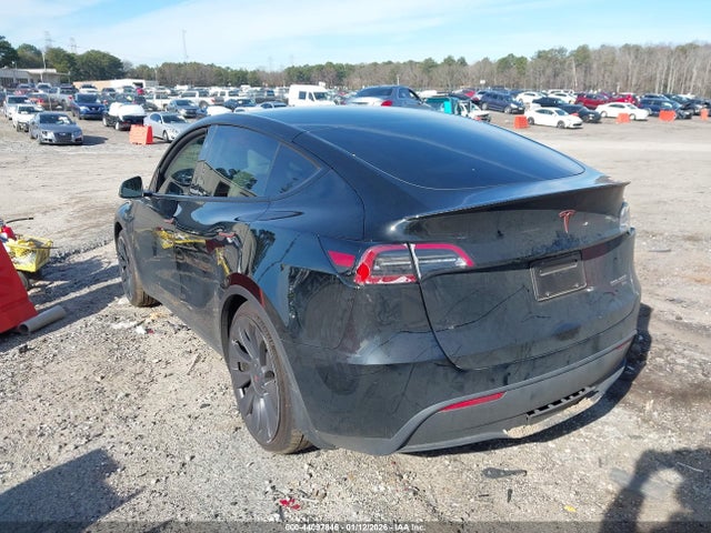 44097846 :رقم المزاد ، 7SAYGDEFXRF024049 vin ، 2024 Tesla Model Y Performance Dual Motor All-wheel Drive مزاد بيع