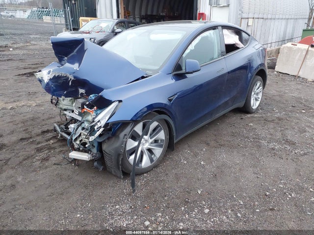 2022 TESLA MODEL Y 7SAYGDEE4NA008153 Photo 1