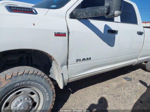 Aukcja sprzedaży 2022 Ram 2500 Tradesman  4x4 8' Box, vin: 3C6UR5HJ5NG202702, numer aukcji: 44097921