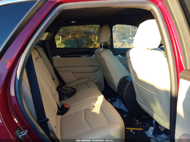 44097950 :رقم المزاد ، 1GYKNARS4HZ217993 vin ، 2017 Cadillac Xt5 Standard مزاد بيع