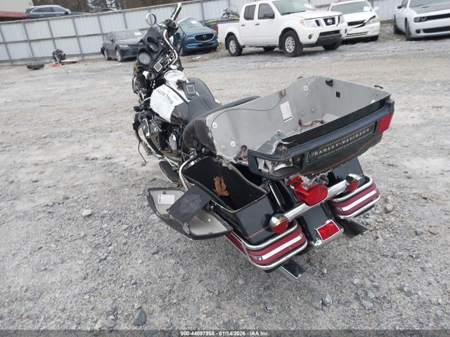 2000 HARLEY-DAVIDSON FLHTCUI 1HD1FCW13YY637741 Photo 2