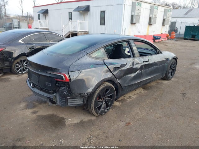 5YJ3E1ET5RF864984 Tesla Model 3 Performance All-wheel Drive