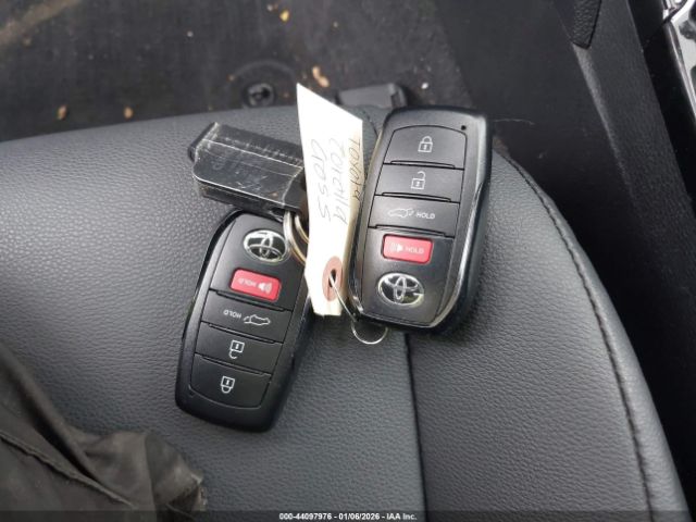 2022 TOYOTA COROLLA CROSS 7MUDAABG9NV037931 Photo 10