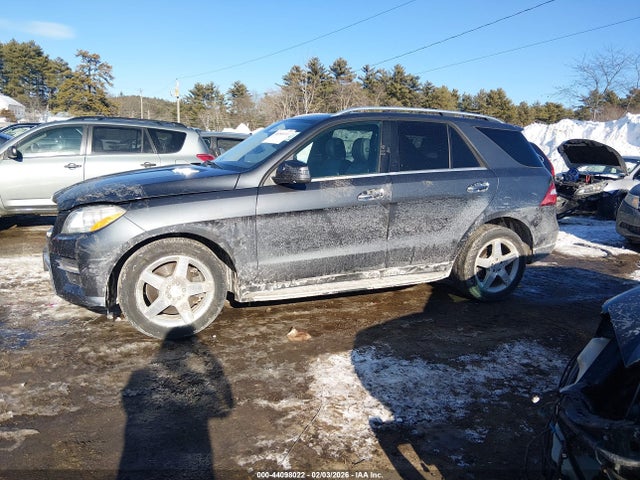 44098022 :رقم المزاد ، 4JGDA7DB1DA100686 vin ، 2013 Mercedes-benz Ml 550 4matic مزاد بيع