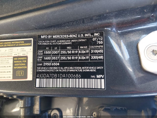 44098022 :رقم المزاد ، 4JGDA7DB1DA100686 vin ، 2013 Mercedes-benz Ml 550 4matic مزاد بيع