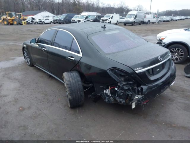 2020 MERCEDES-BENZ S 560 W1KUG8GB2LA552316 Photo 2