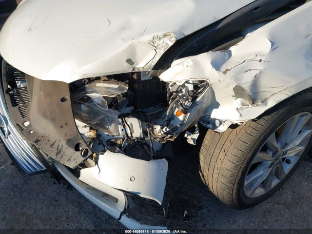 44098118 :رقم المزاد ، JTHBK1EG0B2457041 vin ، 2011 Lexus Es 350 مزاد بيع