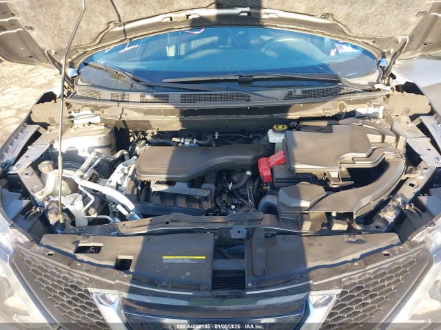 JN1BJ1CRXKW353810 Nissan Rogue Sport S