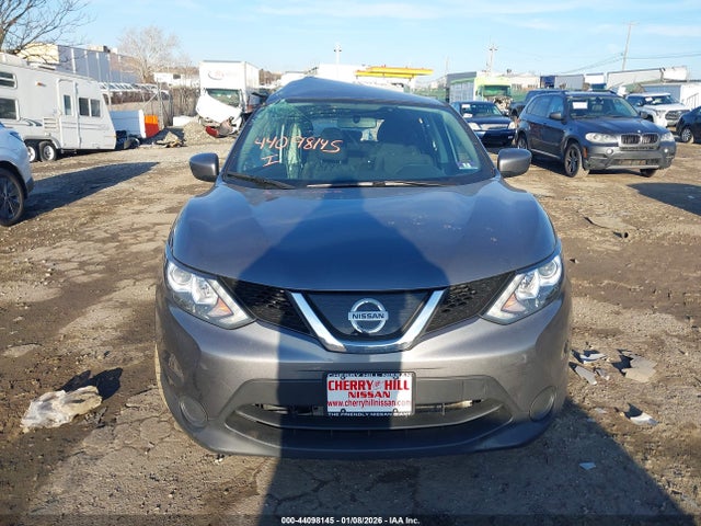 JN1BJ1CRXKW353810 Nissan Rogue Sport S